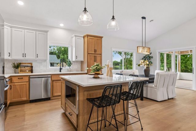 13664 Gladiola Street NW, Andover, MN 55304