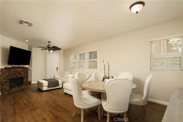 28215 Clementine Drive, Saugus, CA 91350