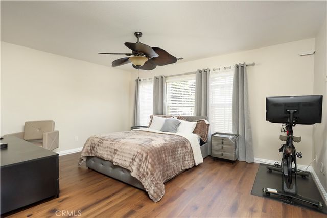28215 Clementine Drive, Saugus, CA 91350