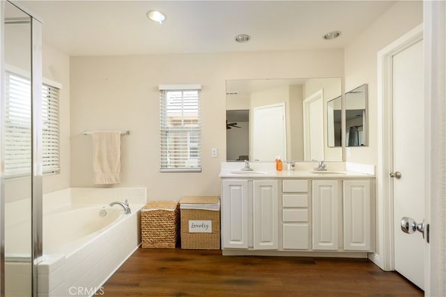 28215 Clementine Drive, Saugus, CA 91350