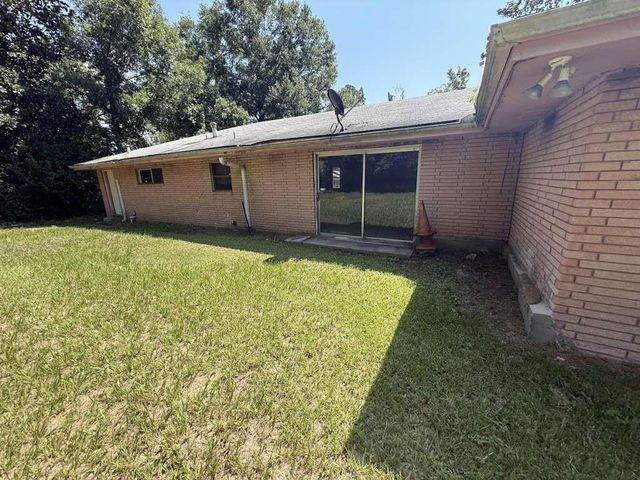 895 S Main Street, Jasper, TX 75951