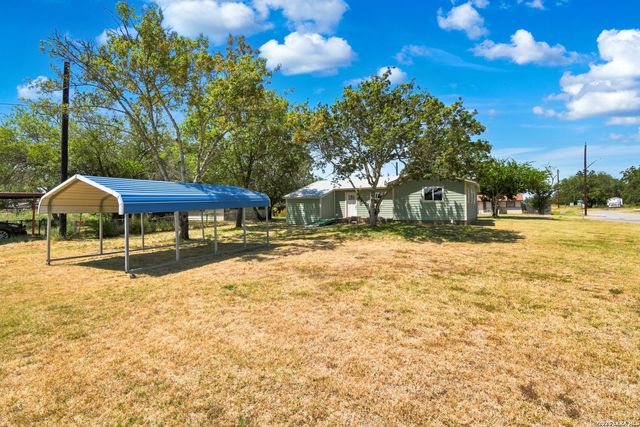 15100 Norvell St, Lytle, TX 78052