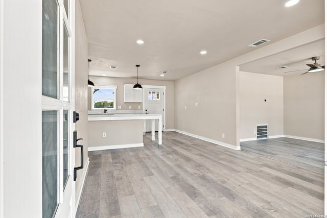 15100 Norvell St, Lytle, TX 78052