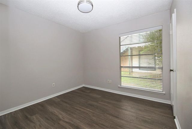 13611 Ravensway A, Cypress, TX 77429