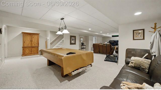 1085 Bloomview Circle, Rochester, MI 48307