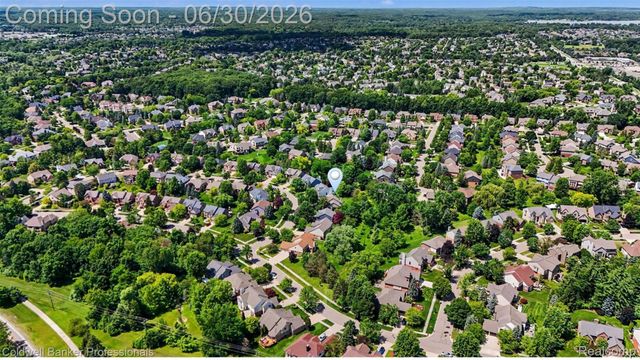 1085 Bloomview Circle, Rochester, MI 48307