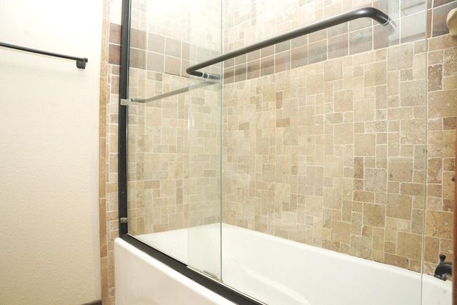 56701 E 310th Road 702, Afton, OK 74331