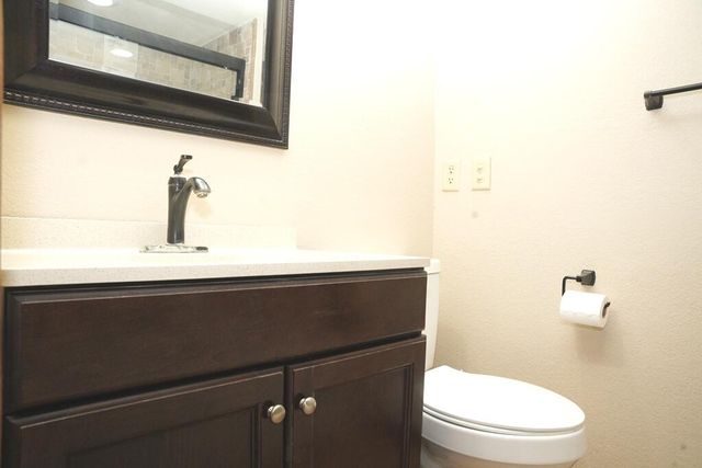 56701 E 310th Road 702, Afton, OK 74331