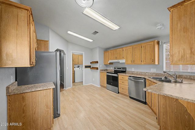 40667 N Clubhouse Street, San Tan Valley, AZ 85140