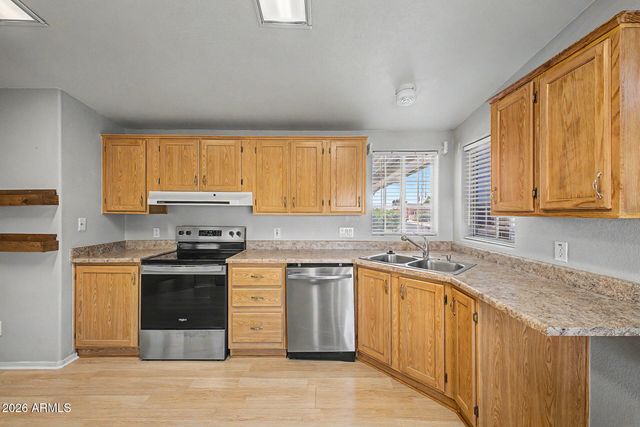 40667 N Clubhouse Street, San Tan Valley, AZ 85140