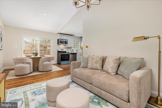 11815 BROCKMAN LN, Great Falls, VA 22066