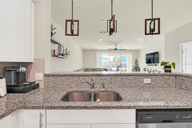 3780 PLAINVIEW DRIVE, Orlando, FL 32824