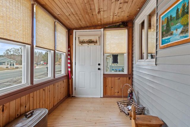 319 S CAMBRIDGE STREET, Wautoma, WI 54982
