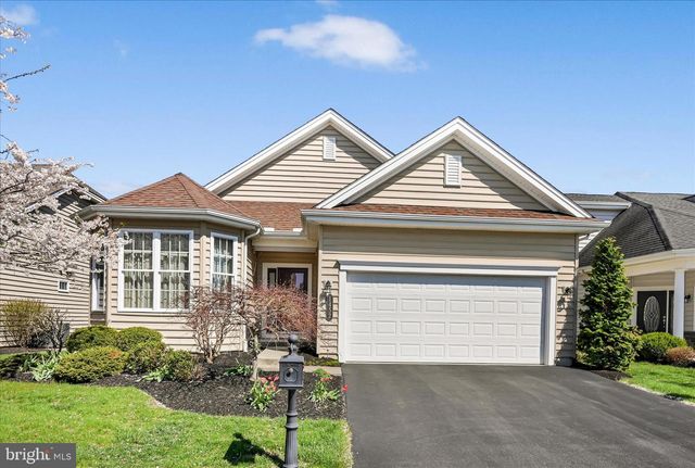 1452 EMERSON DR, Mount Joy, PA 17552