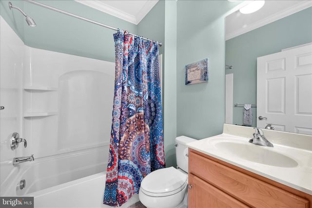 1452 EMERSON DR, Mount Joy, PA 17552