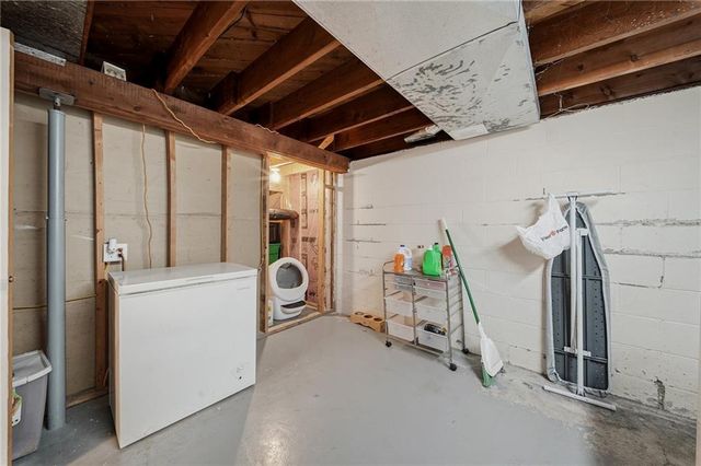 1607 Broadway Street, Menomonie, WI 54751