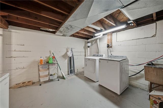 1607 Broadway Street, Menomonie, WI 54751