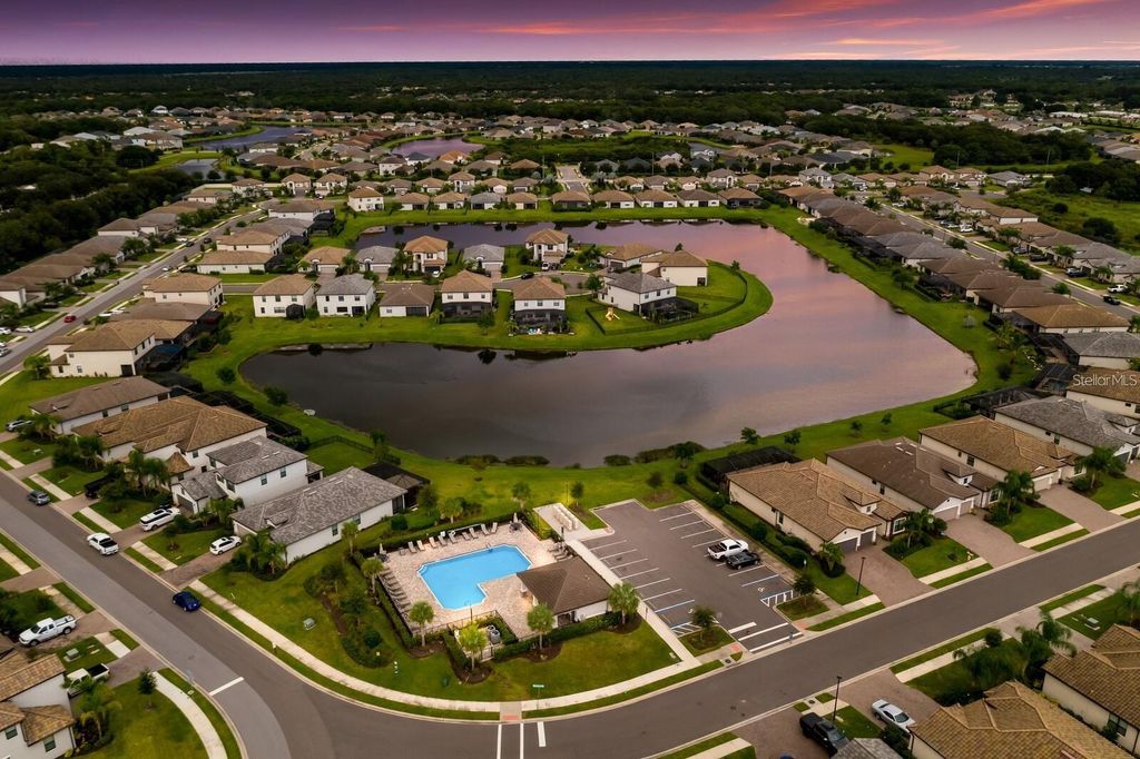Image 21 of property listing at 11424 SWEETGRASS DRIVE, Bradenton, FL 34212