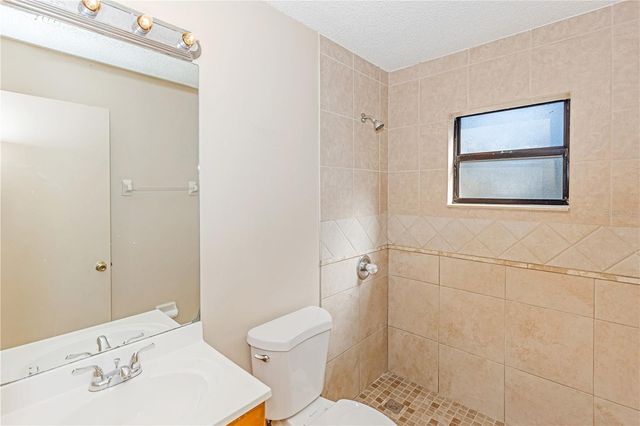 1073 HUMPHREY BOULEVARD, Deltona, FL 32738