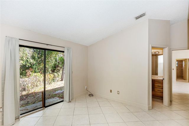 1073 HUMPHREY BOULEVARD, Deltona, FL 32738