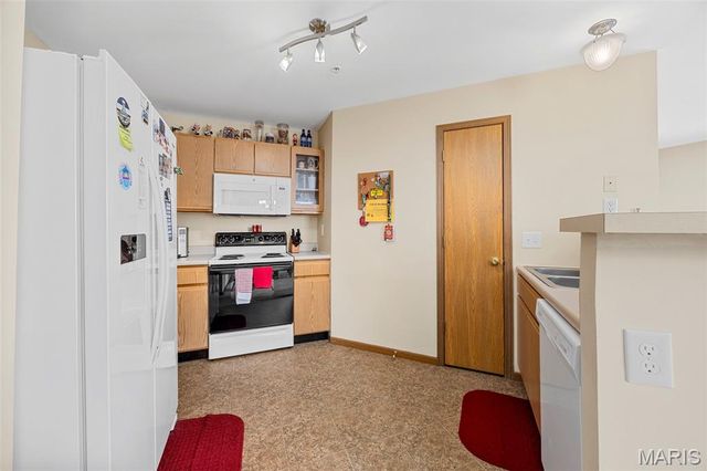 628 Homerun Drive 11N, O'fallon, MO 63366