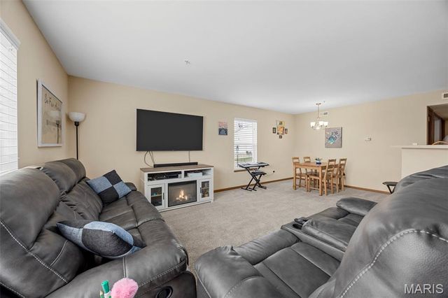 628 Homerun Drive 11N, O'fallon, MO 63366
