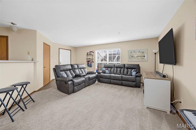 628 Homerun Drive 11N, O'fallon, MO 63366