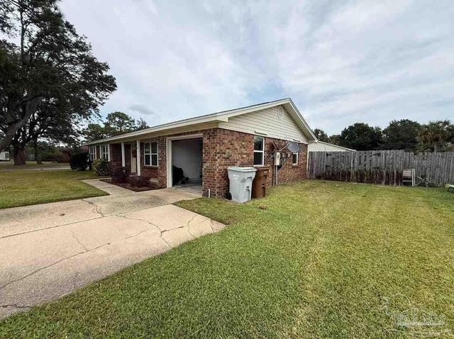 1372 El Sereno Pl, Gulf Breeze, FL 32563