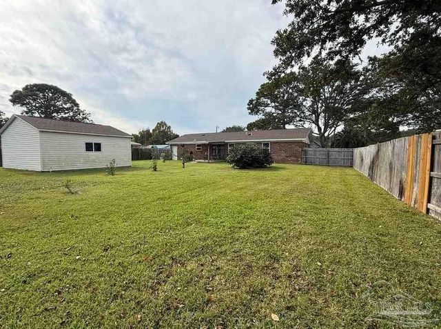 1372 El Sereno Pl, Gulf Breeze, FL 32563