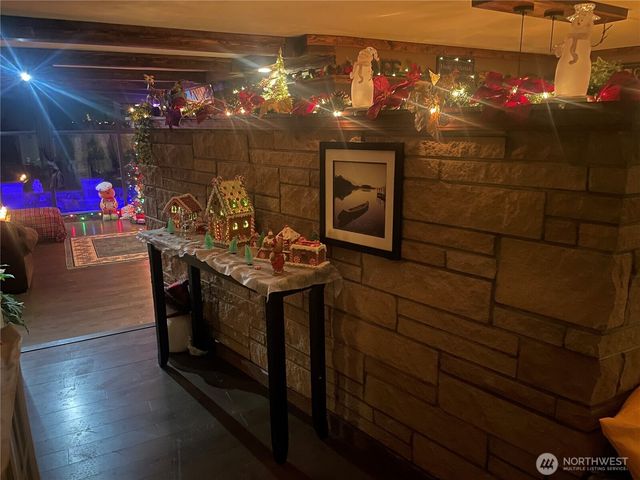 310 W Pine Street, Elma, WA 98541