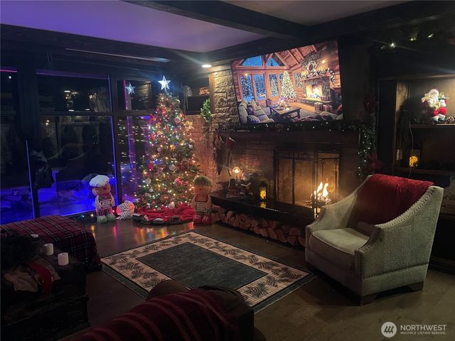 310 W Pine Street, Elma, WA 98541