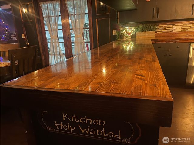 310 W Pine Street, Elma, WA 98541