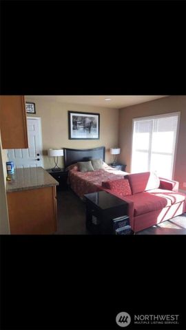 310 W Pine Street, Elma, WA 98541