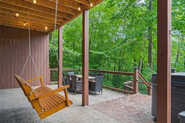 60 Clubhouse Court, Ellijay, GA 30536