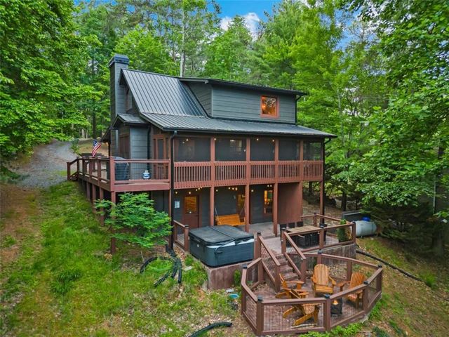 60 Clubhouse Court, Ellijay, GA 30536