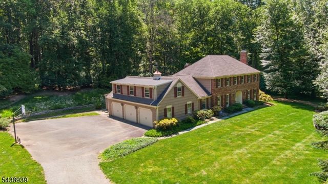 2 Tall Pines Rd, Harding Twp., NJ 07960