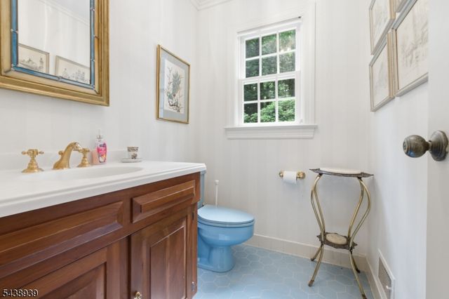 2 Tall Pines Rd, Harding Twp., NJ 07960