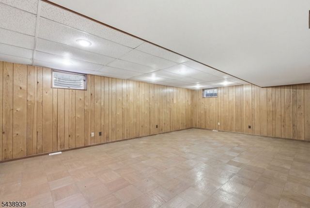 2 Tall Pines Rd, Harding Twp., NJ 07960