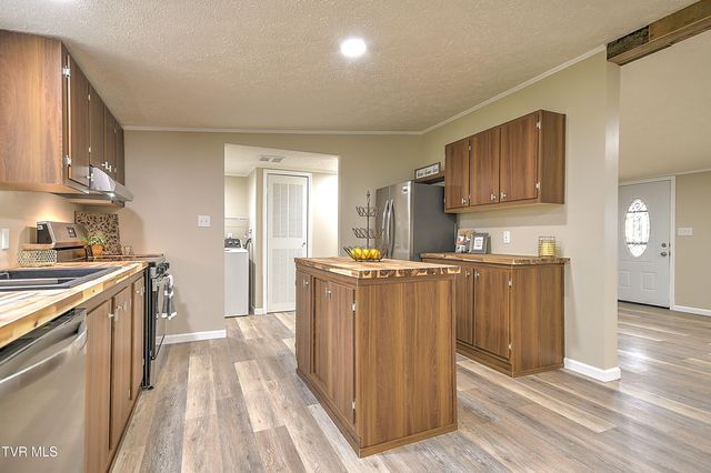 205 Broad Street, Weber City, VA 24290