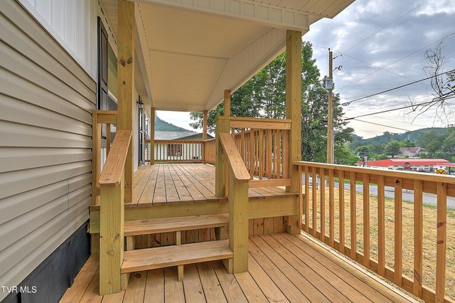 205 Broad Street, Weber City, VA 24290