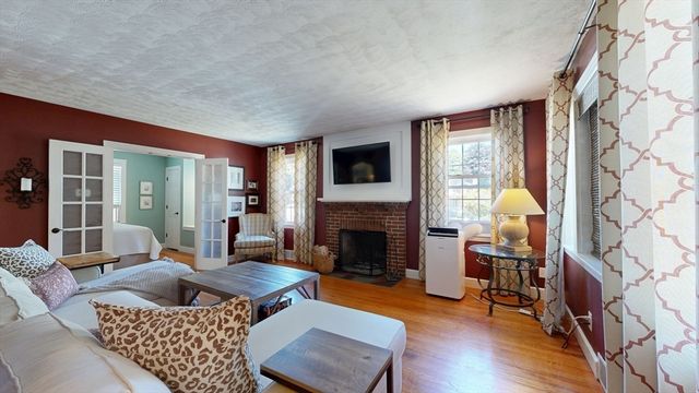 14 Nelson Street, Hopedale, MA 01747
