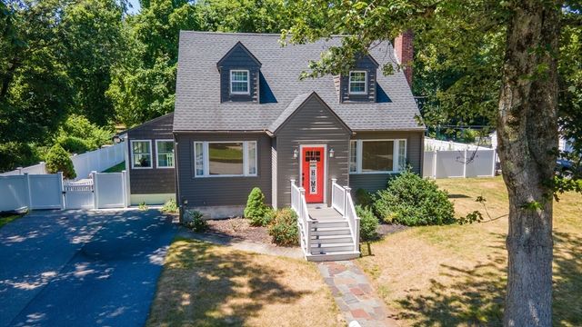 14 Nelson Street, Hopedale, MA 01747