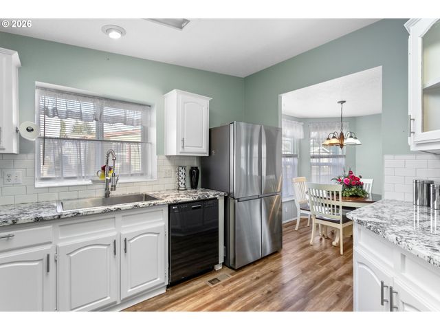 17401 Se 39TH St 26, Vancouver, WA 98683