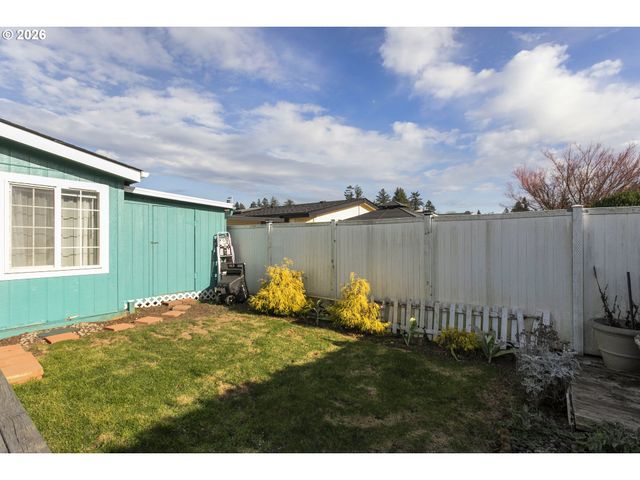 17401 Se 39TH St 26, Vancouver, WA 98683