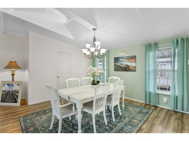 17401 Se 39TH St 26, Vancouver, WA 98683