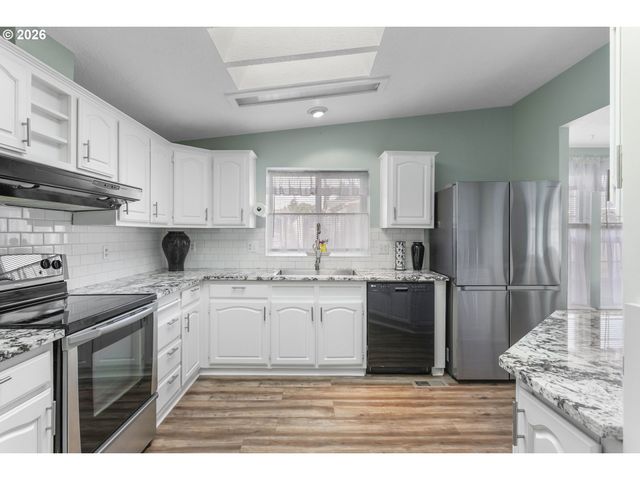 17401 Se 39TH St 26, Vancouver, WA 98683