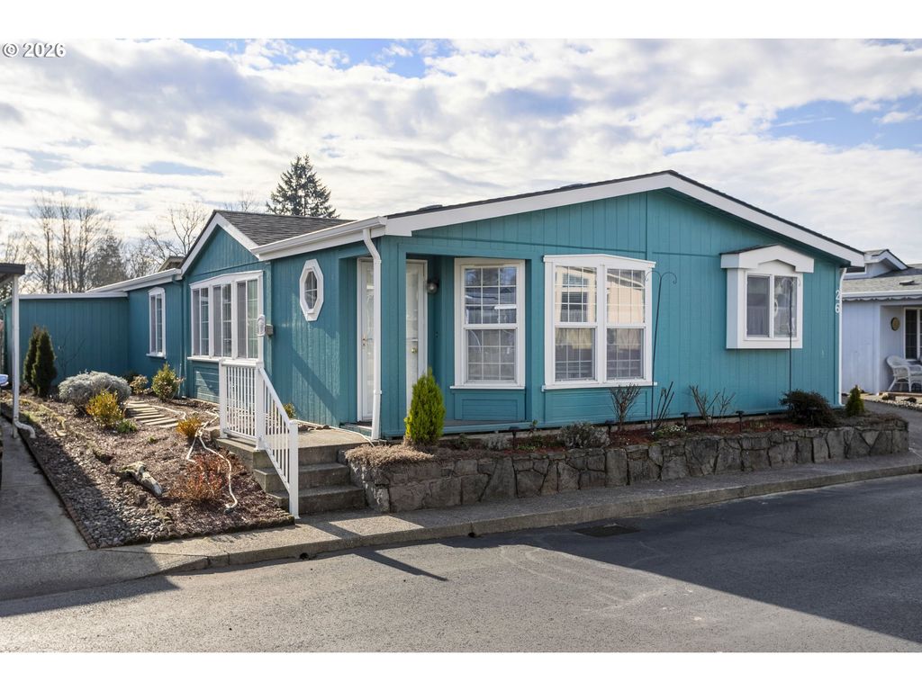 17401 Se 39TH St 26, Vancouver, WA 98683