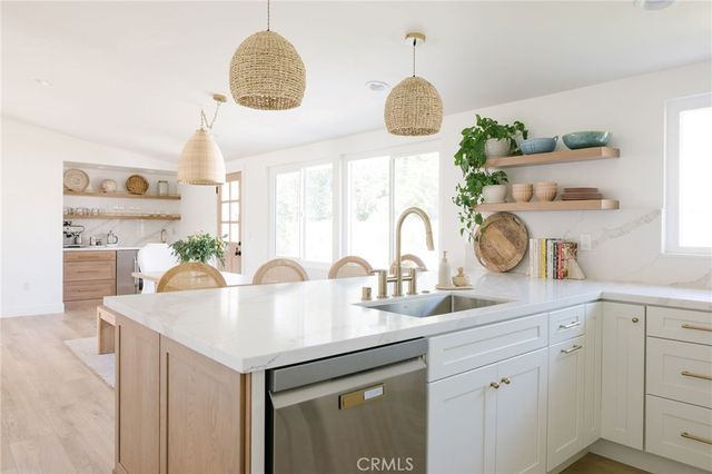 2323 Cornell, Costa Mesa, CA 92626
