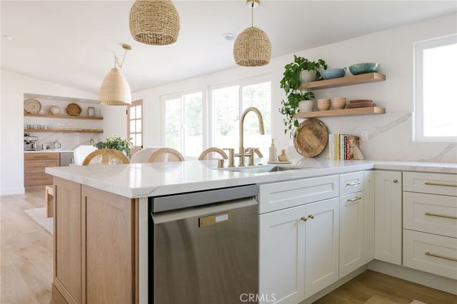2323 Cornell, Costa Mesa, CA 92626