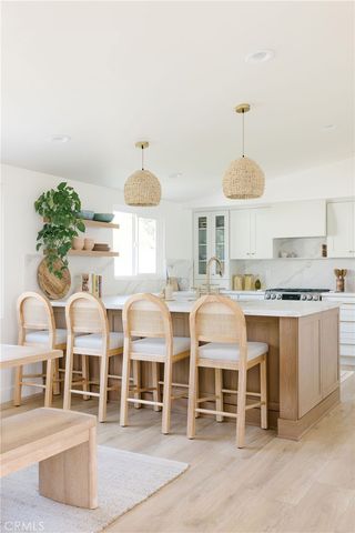 2323 Cornell, Costa Mesa, CA 92626